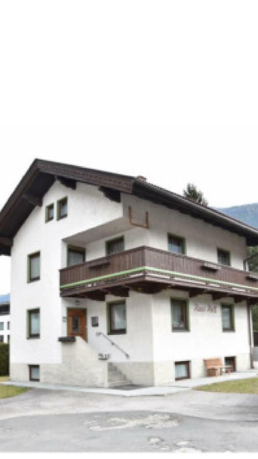 Haus Hell Apartment Mayrhofen Exterior photo